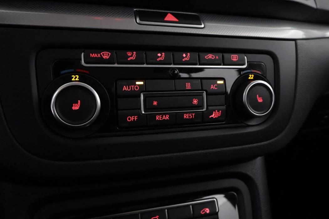 VOLKSWAGEN Sharan 2010