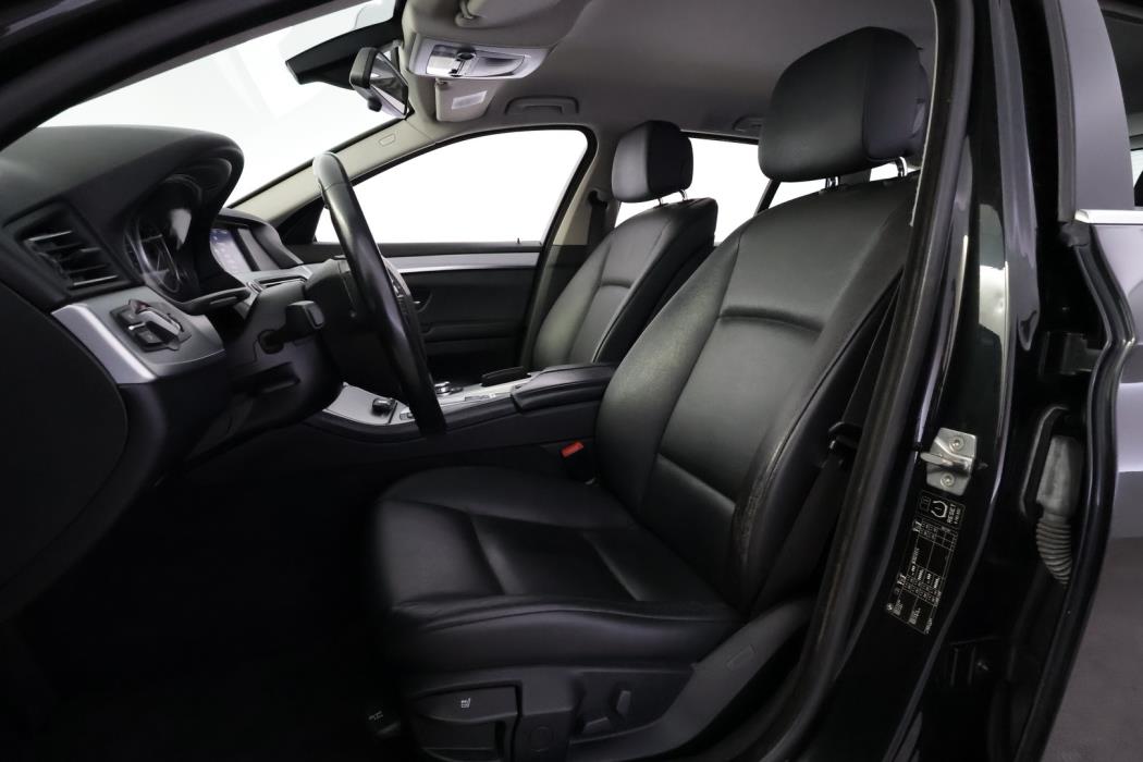 BMW 520 2011