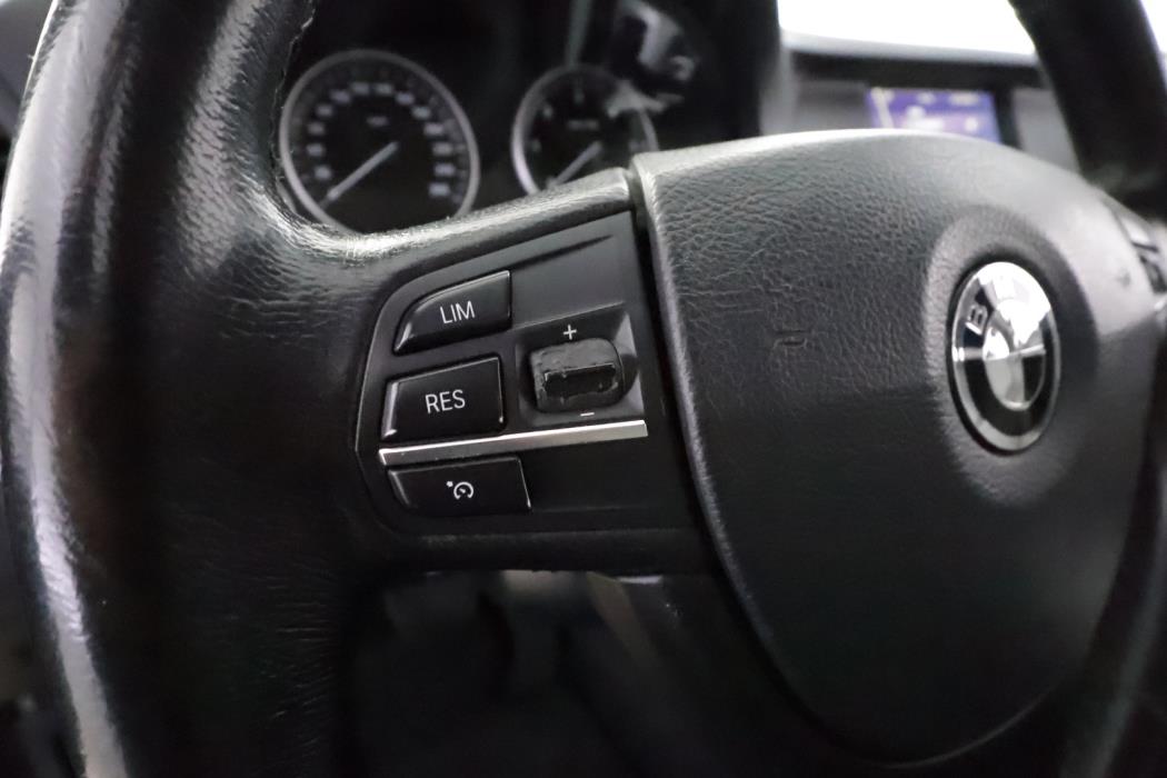 BMW 520 2011
