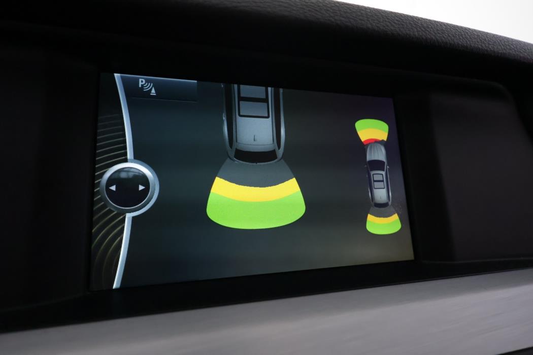 BMW 520 2011