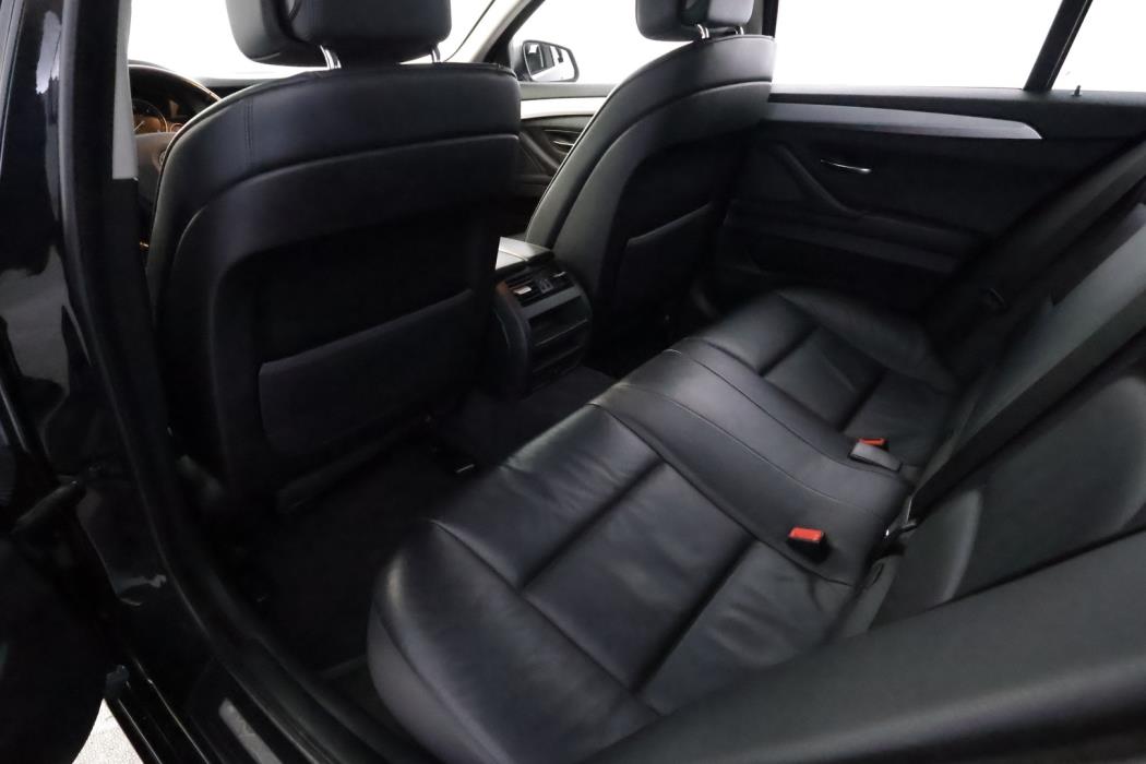 BMW 520 2011