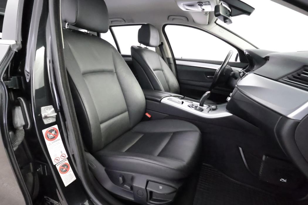 BMW 520 2011