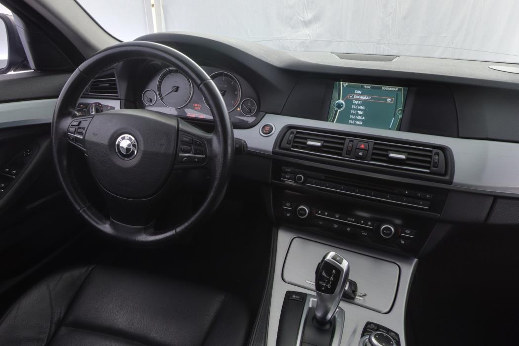 BMW 520 2011
