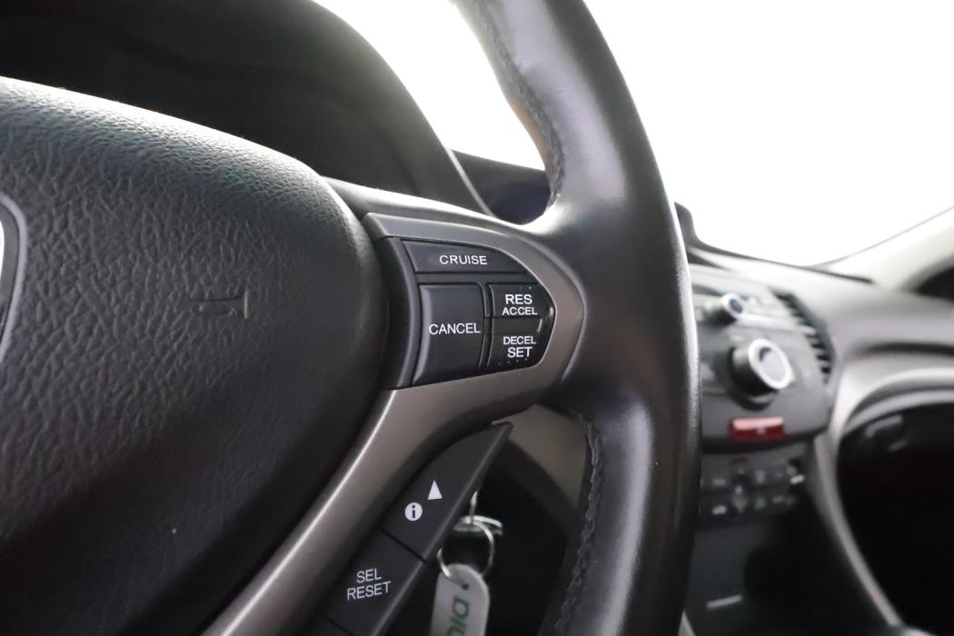 HONDA Accord 2011