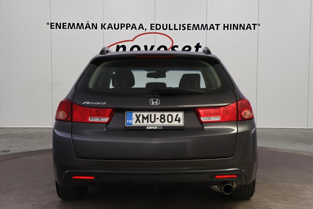 HONDA Accord 2011