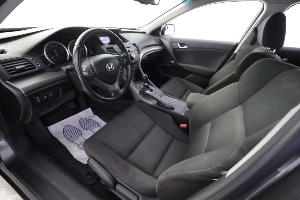 HONDA Accord 2011