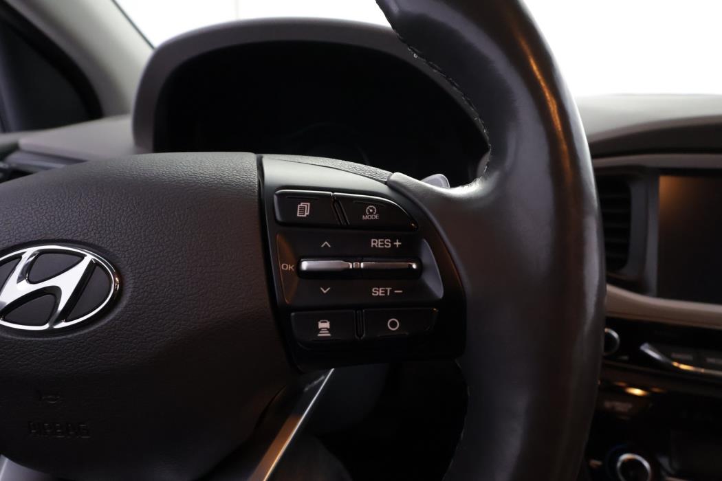 HYUNDAI IONIQ HYBRID 2018