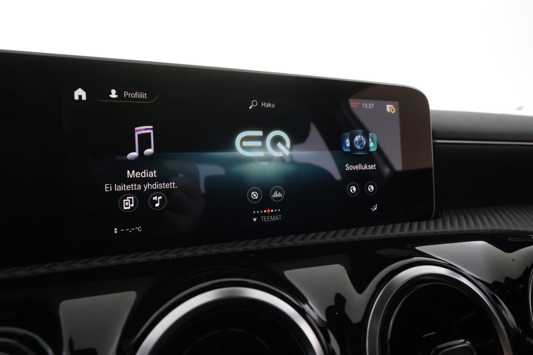 MERCEDES-BENZ A 2021