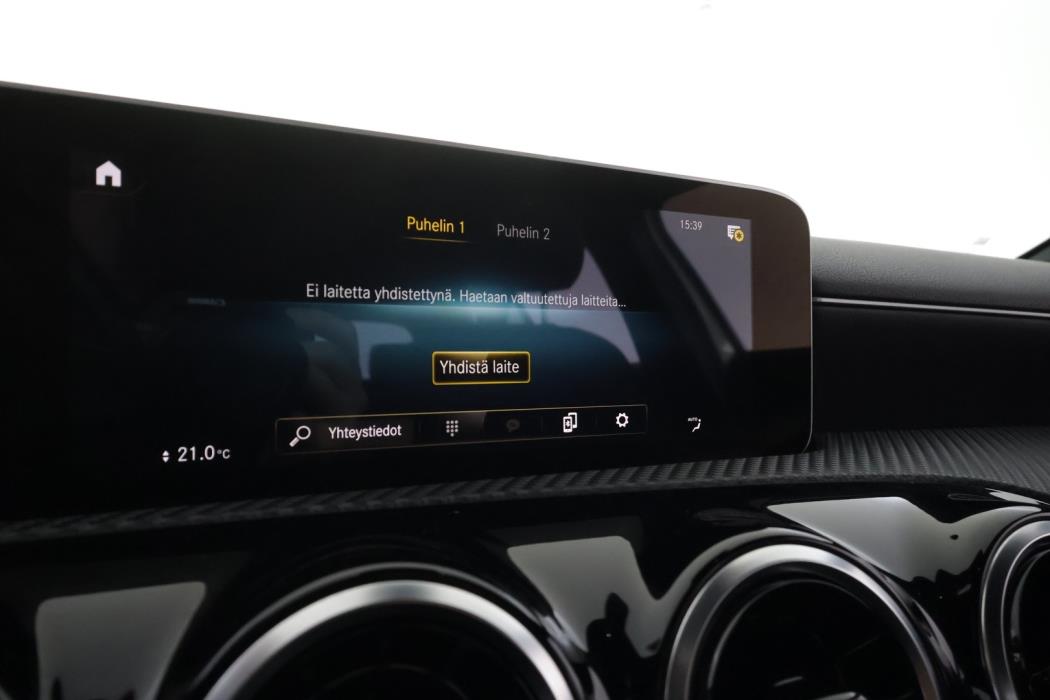 MERCEDES-BENZ A 2021