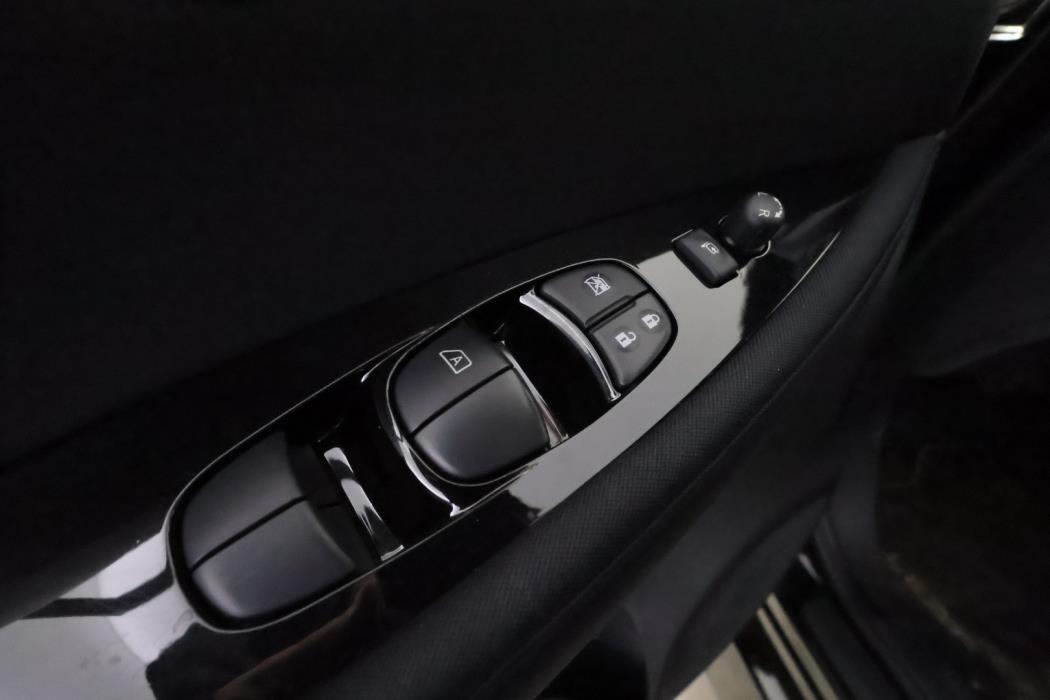 NISSAN Leaf 2020