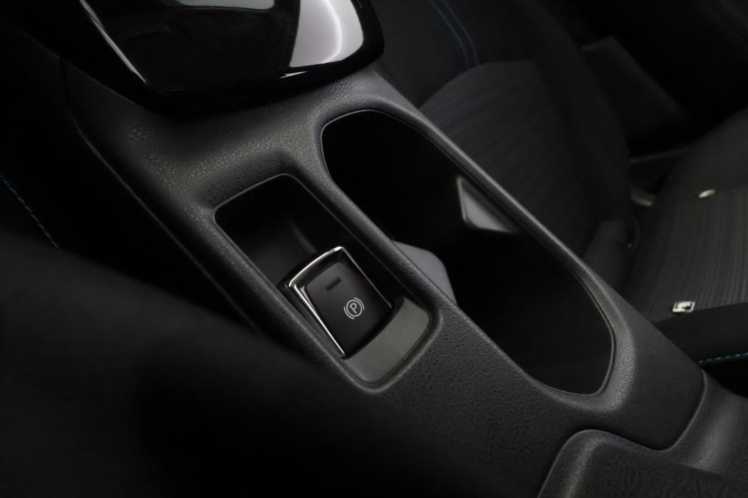 NISSAN Leaf 2020