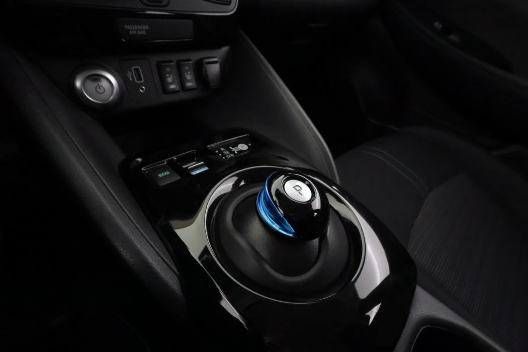 NISSAN Leaf 2020