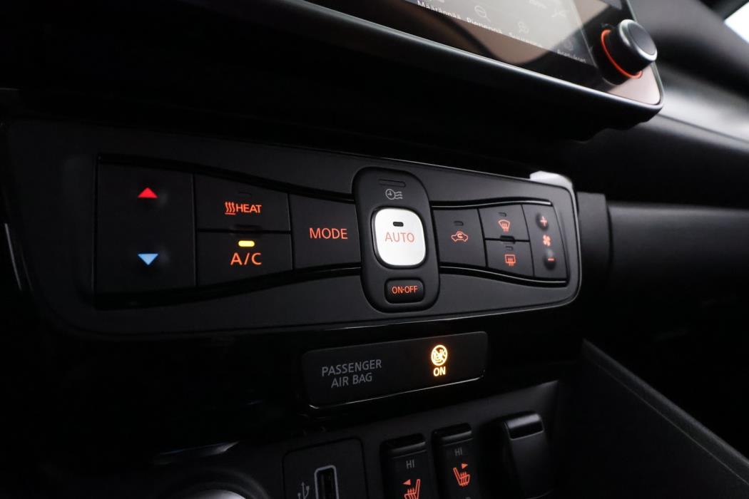 NISSAN Leaf 2020