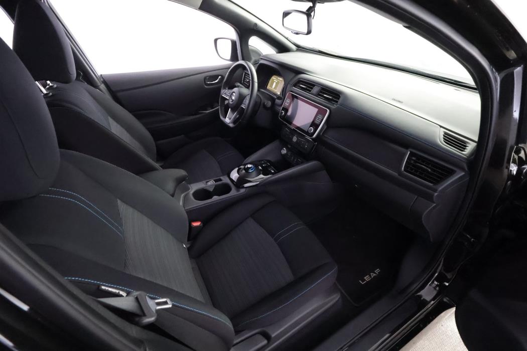 NISSAN Leaf 2020