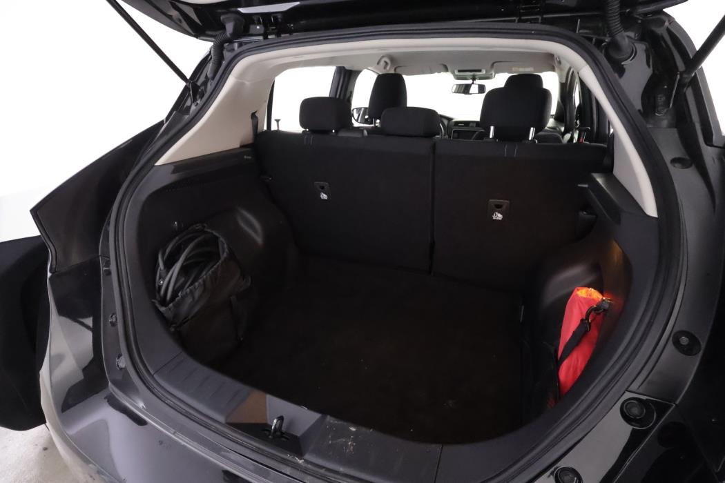 NISSAN Leaf 2020