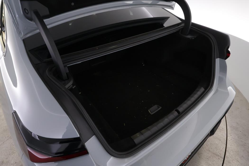 BMW i7 2023