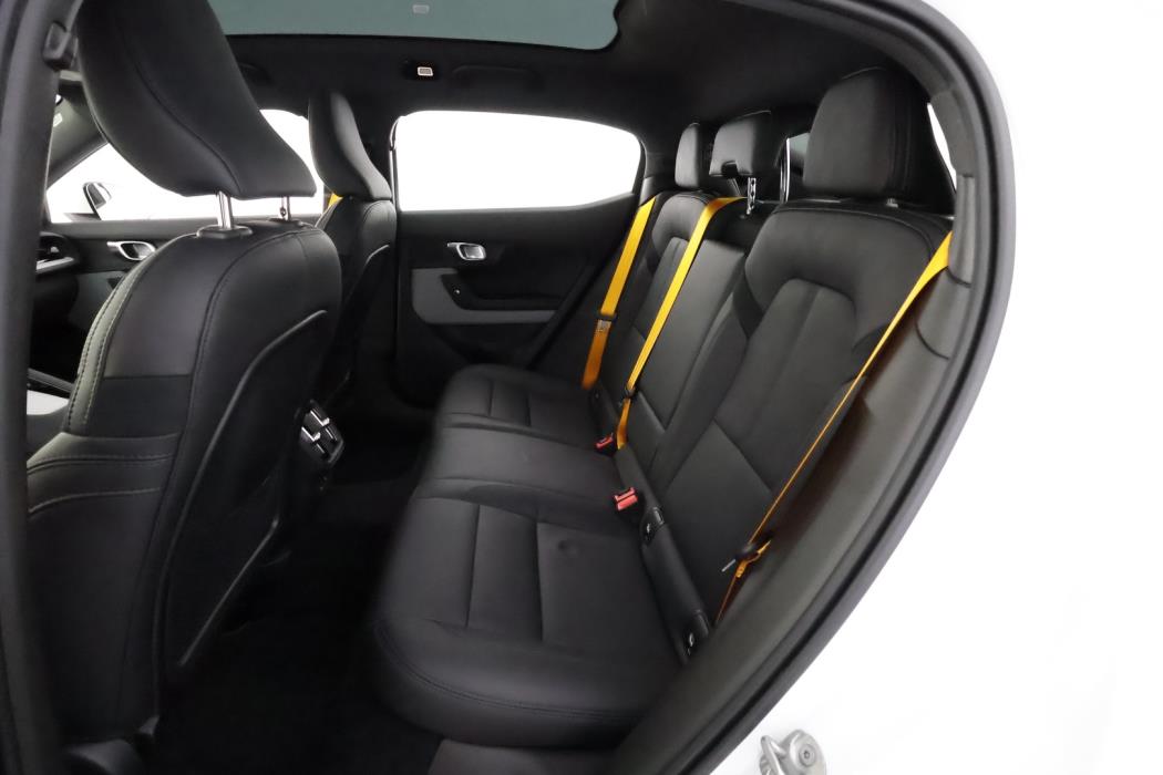 POLESTAR 2 2025