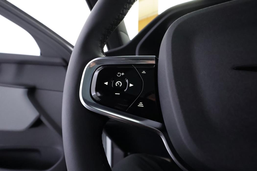 POLESTAR 2 2025