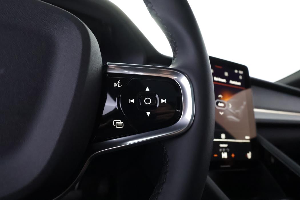 POLESTAR 2 2025