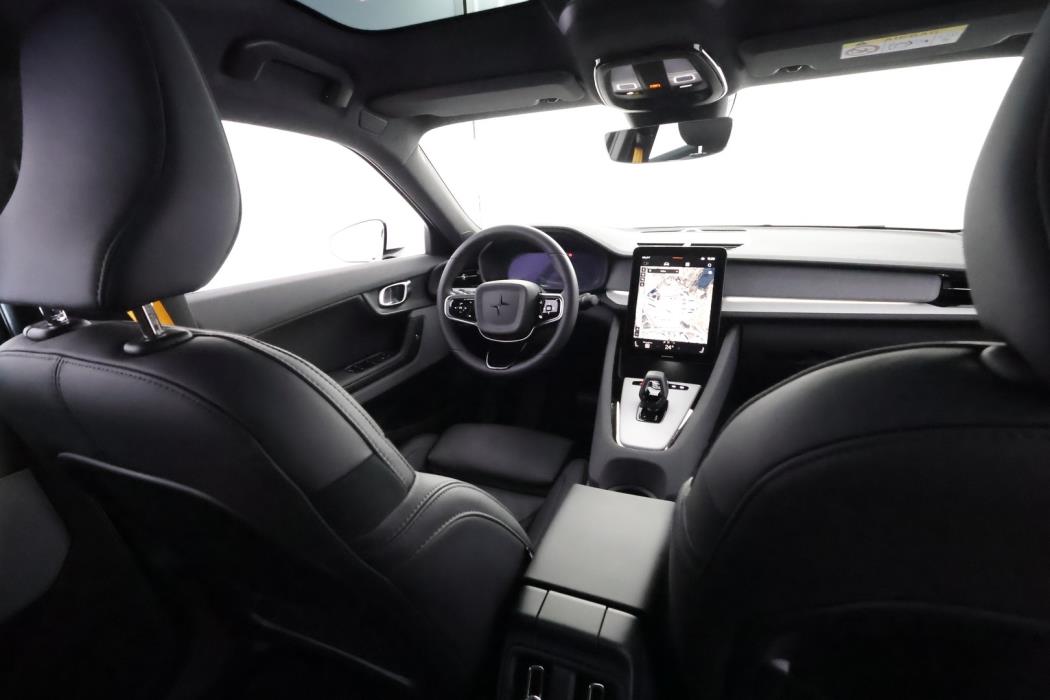 POLESTAR 2 2025