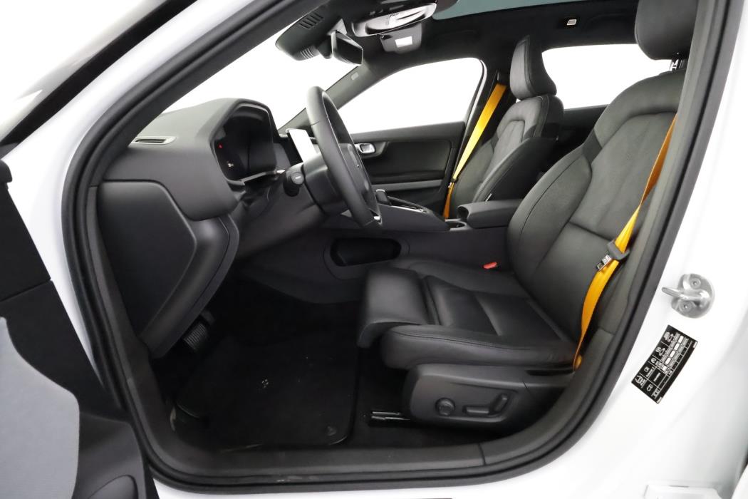 POLESTAR 2 2025