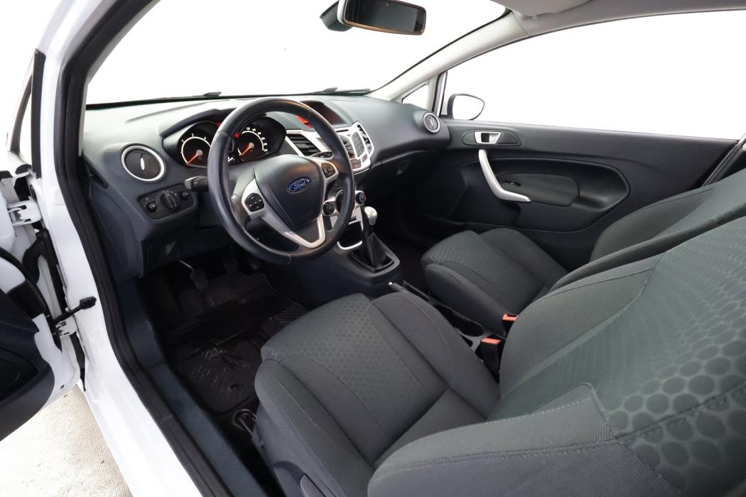 FORD Fiesta Van 2012