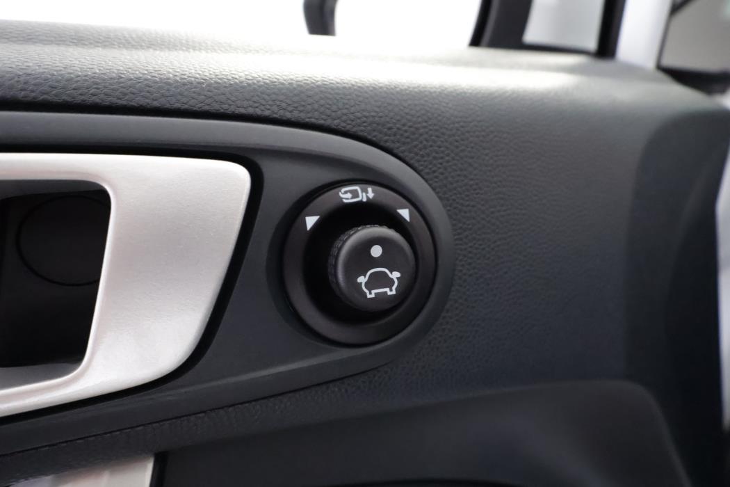 FORD Fiesta Van 2012