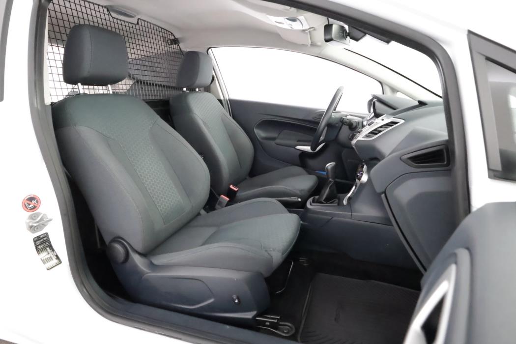 FORD Fiesta Van 2012