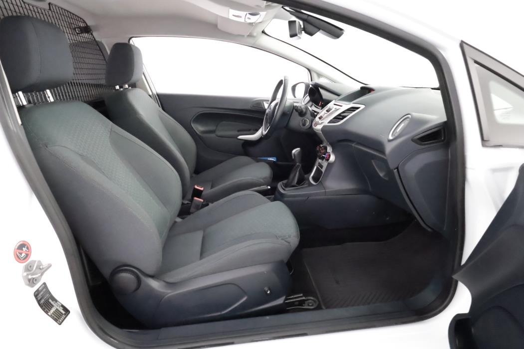 FORD Fiesta Van 2012