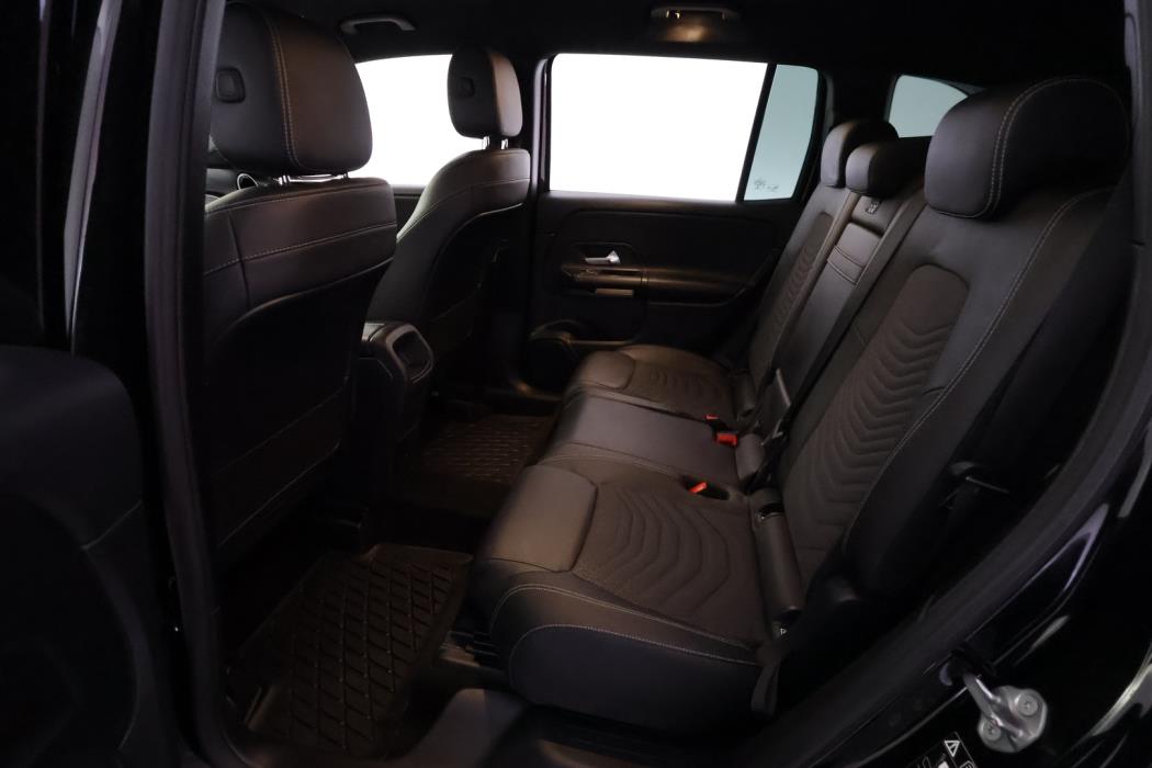 MERCEDES-BENZ GLB 2021