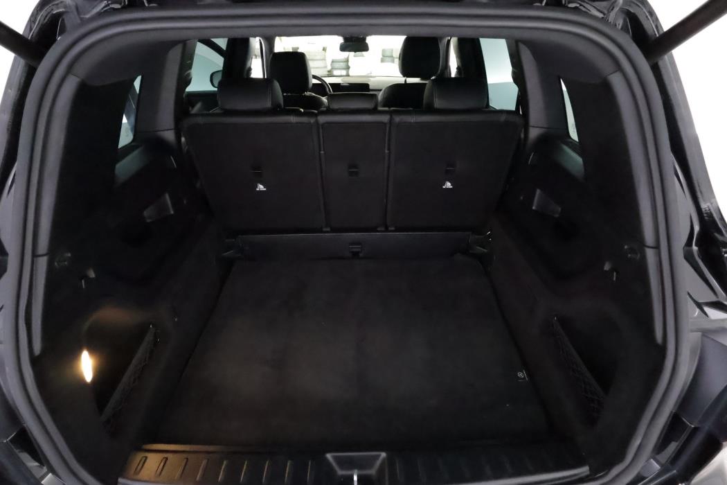 MERCEDES-BENZ GLB 2021