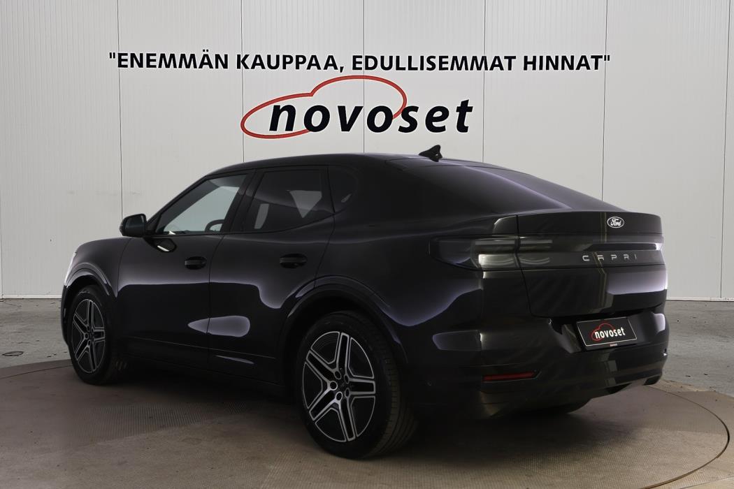 FORD CAPRI 2025