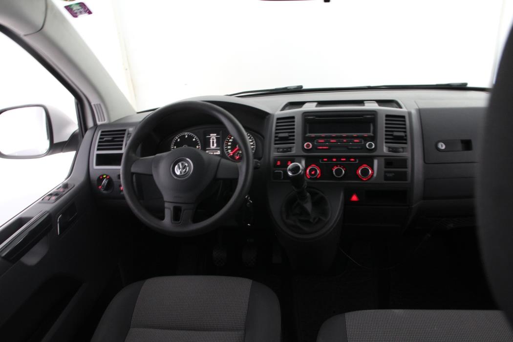 VOLKSWAGEN Caravelle 2014