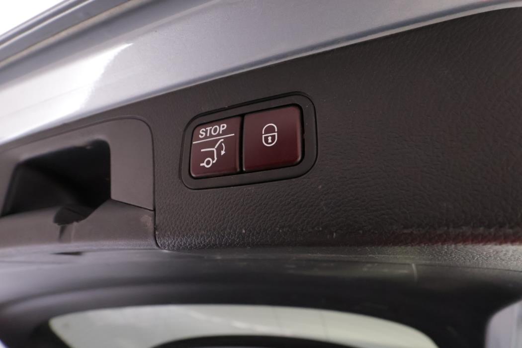 MERCEDES-BENZ GLC 2017