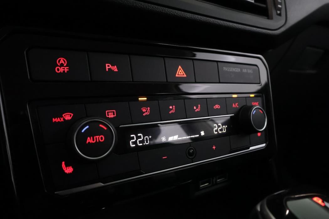 VOLKSWAGEN T-Cross 2019