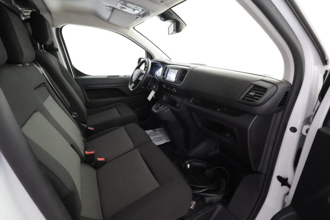 TOYOTA PROACE 2023