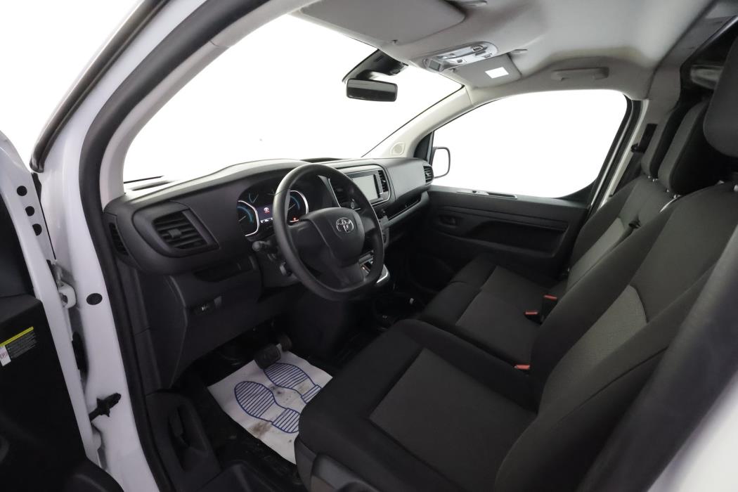 TOYOTA PROACE 2023