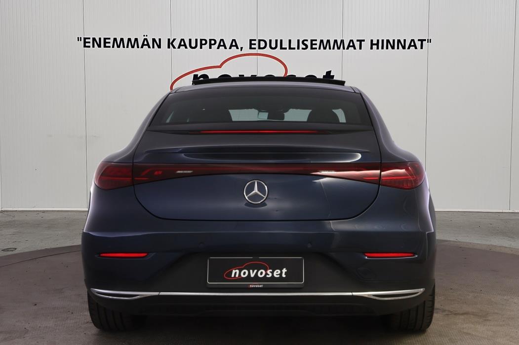 MERCEDES-BENZ EQE 2023