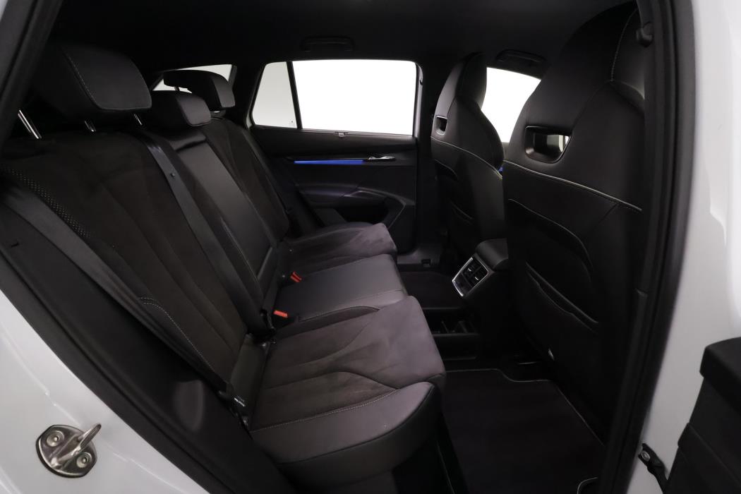 SKODA Enyaq 2022