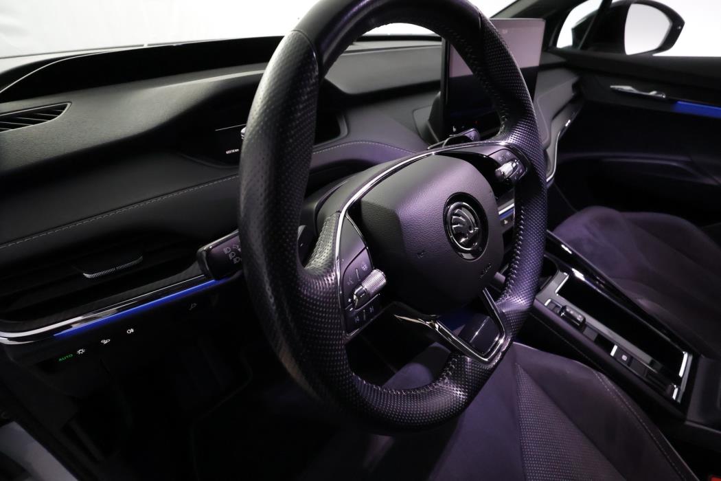 SKODA Enyaq 2022