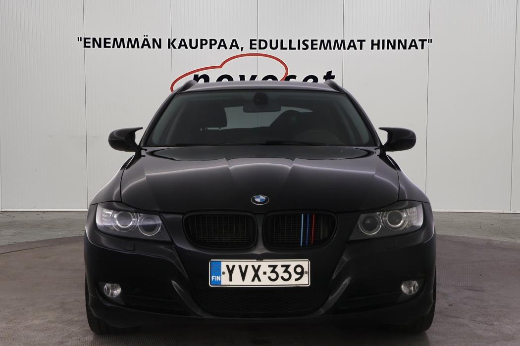 BMW 318 2011