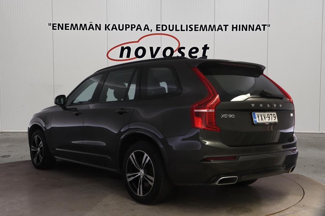 VOLVO XC90 2021