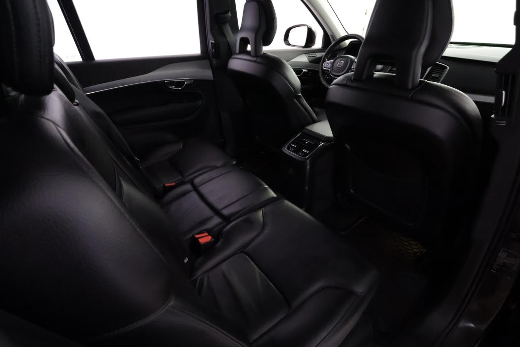 VOLVO XC90 2021