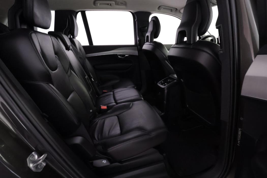 VOLVO XC90 2021