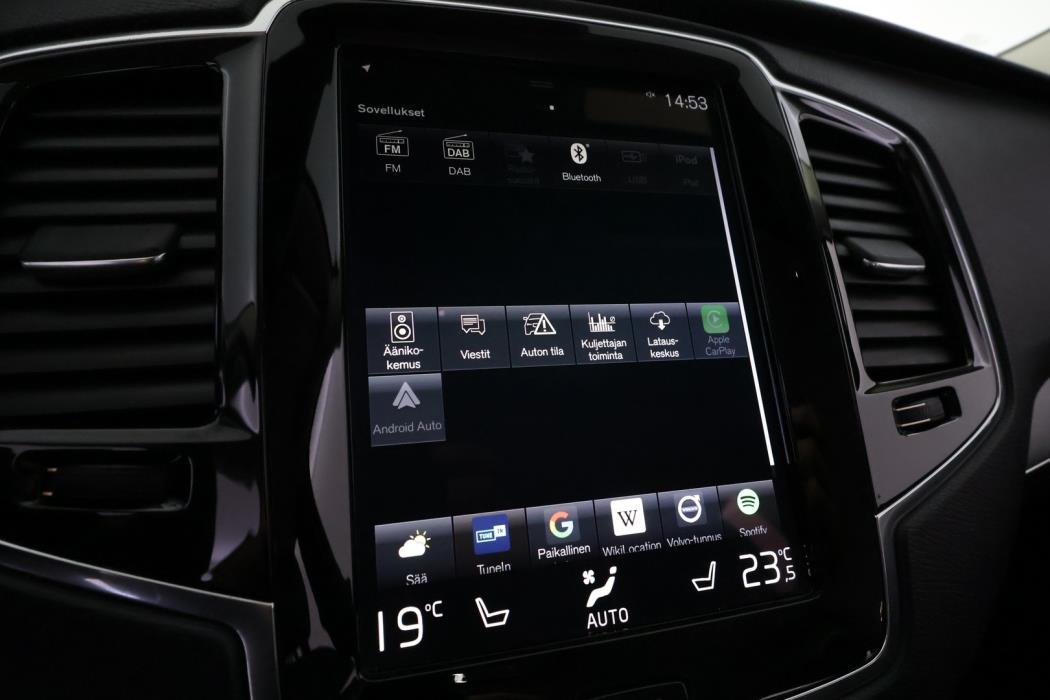 VOLVO XC90 2021