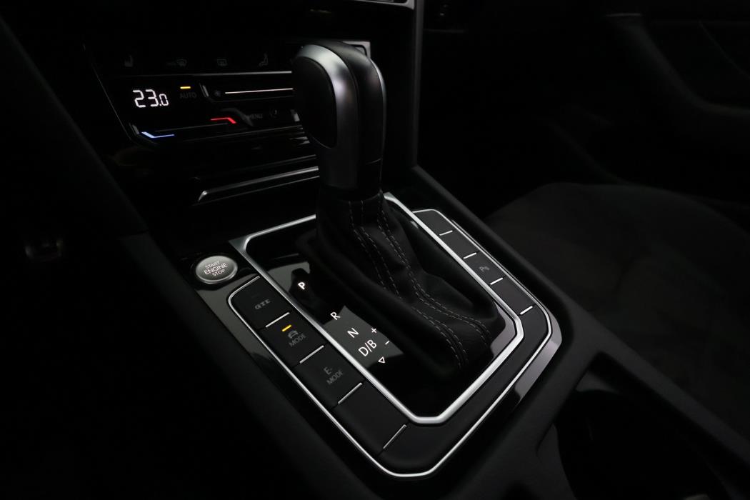 VOLKSWAGEN Arteon 2021