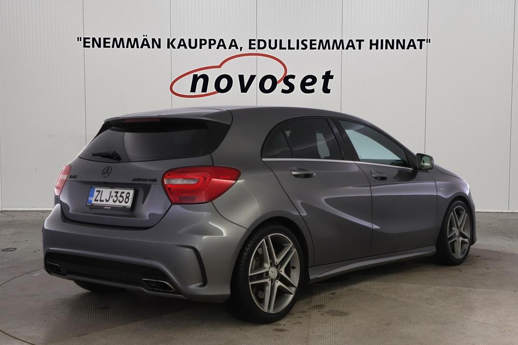 MERCEDES-BENZ A 45 AMG 2014