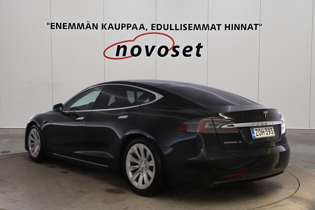 TESLA Model S 2018