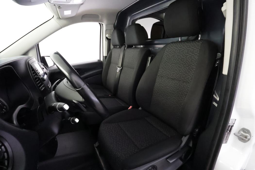 MERCEDES-BENZ VITO 2021
