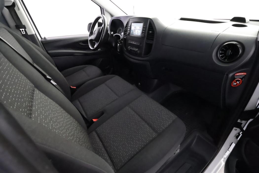 MERCEDES-BENZ VITO 2021